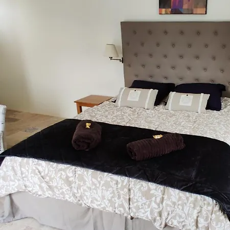 Chambre Cosy Avec Terrasse Sur La Colline Boisee, Parking Prive, Jardin, Calme, Climatisation, 10 Mn Pont Du Gard Num7 Rochefort-du-Gard Exterior photo