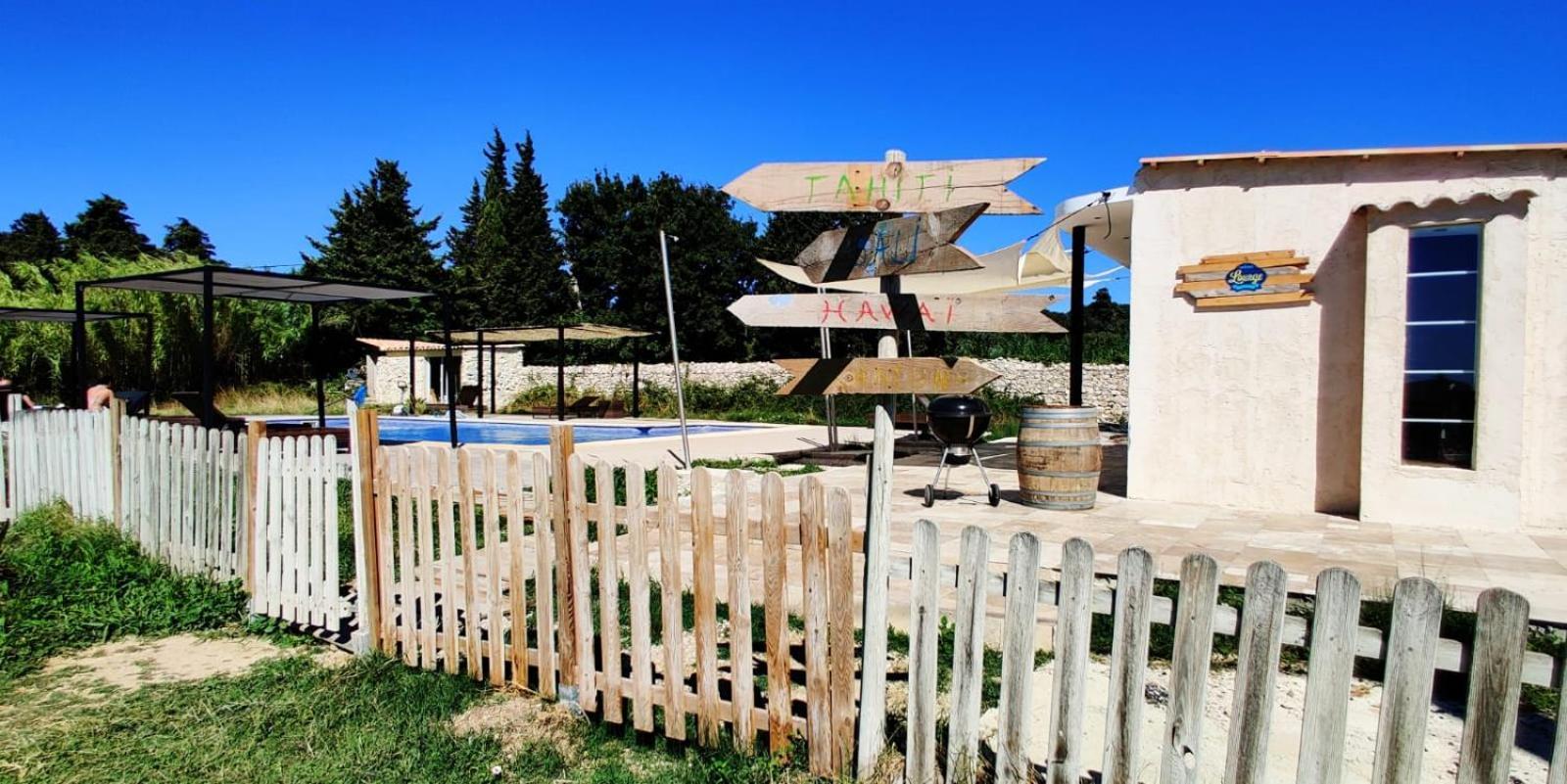 Appartement Cosy Avec Terrasse Sur La Colline Boisee, Parking Prive, Jardin, Calme, Climatisation, 10 Mn Pont Du Gard Num7 *
